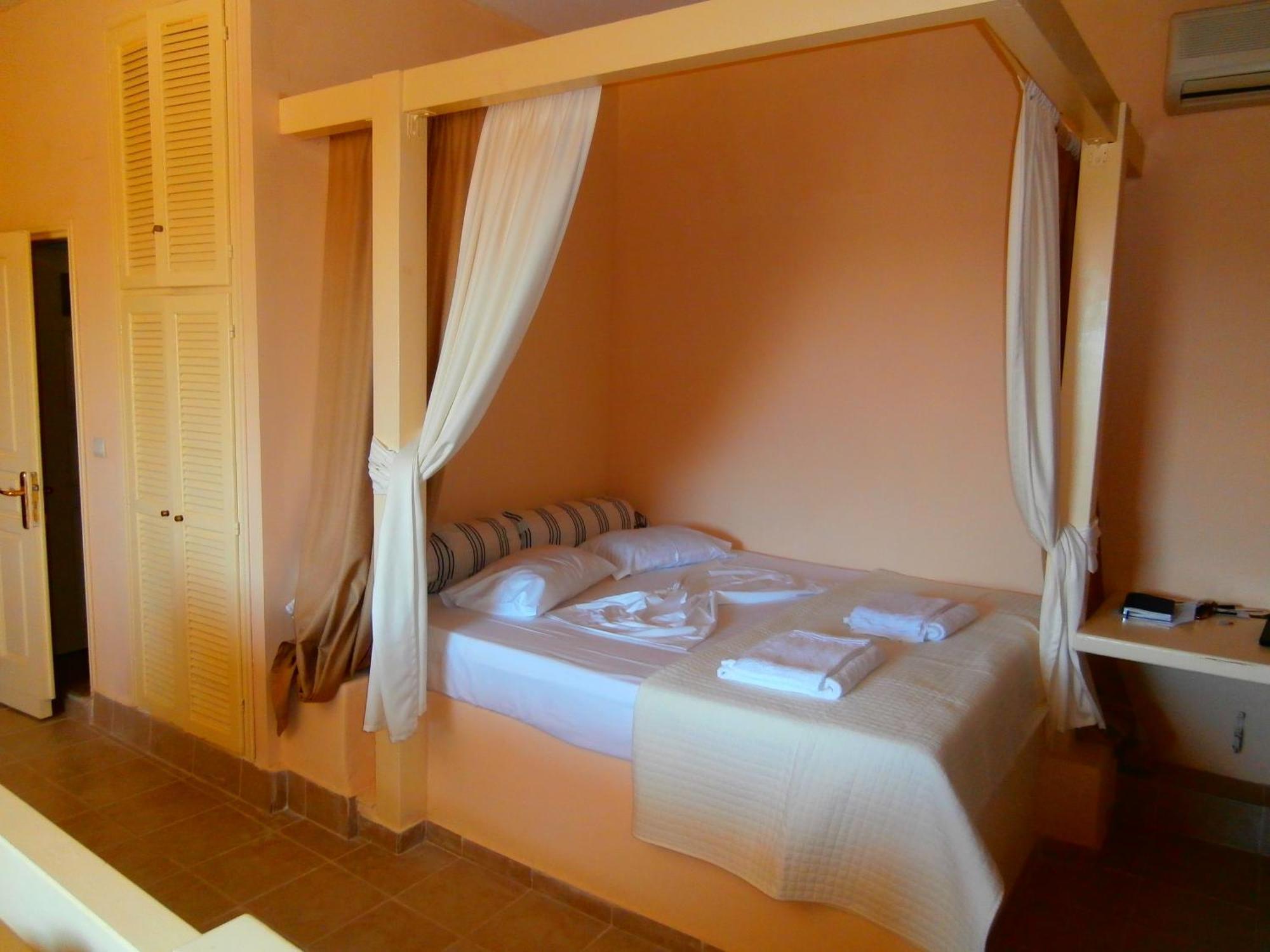 Villa Tzortzakos By Holiday Homes Mavrovouni  Екстер'єр фото